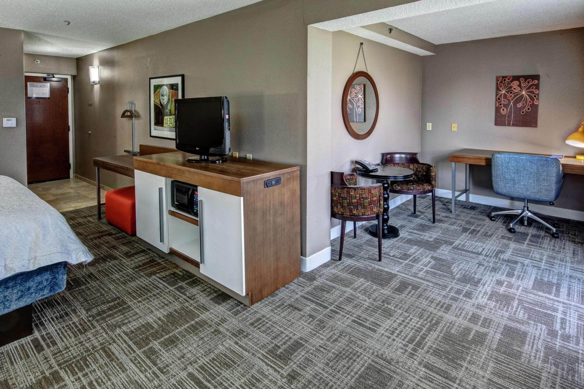 Hampton Inn Tullahoma Экстерьер фото